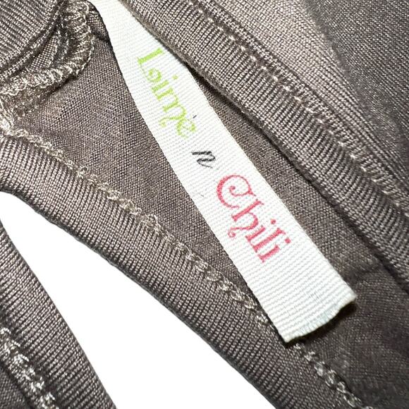 Lime & Chili Taupe Top - Size Small - Picture 6 of 7